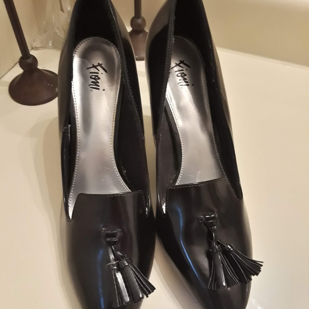 Fioni Women's Shoe Size 10